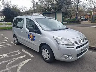 Hinton Cars professional taxi service vehicle in Ringwood, Hampshire